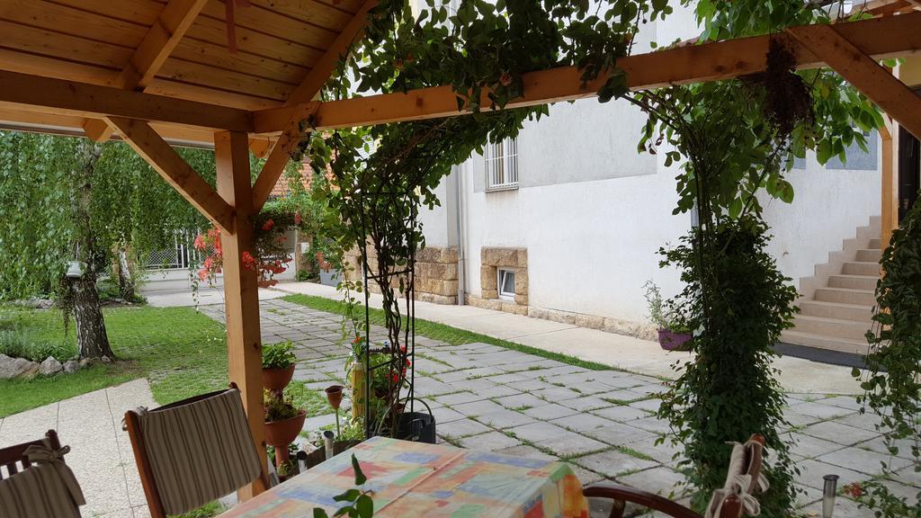 Levandium Apartman Lägenhet Miskolc Exteriör bild